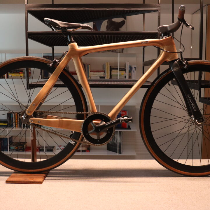 5B734392-15E8-4C61-9632-4FDDA5058D37